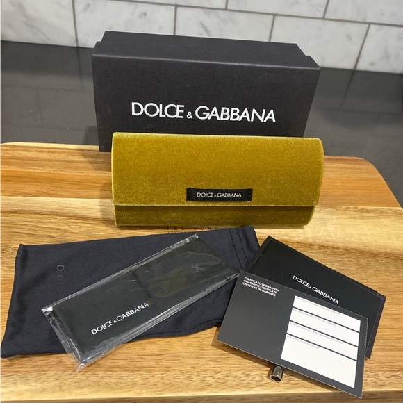 Dolce & Gabbana Case Velvet Hard Sunglass Case NIB - Picture 2 of 5
